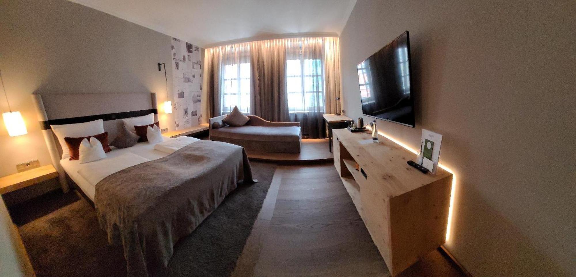 Hotel Goldene Sonne Landshut Kültér fotó