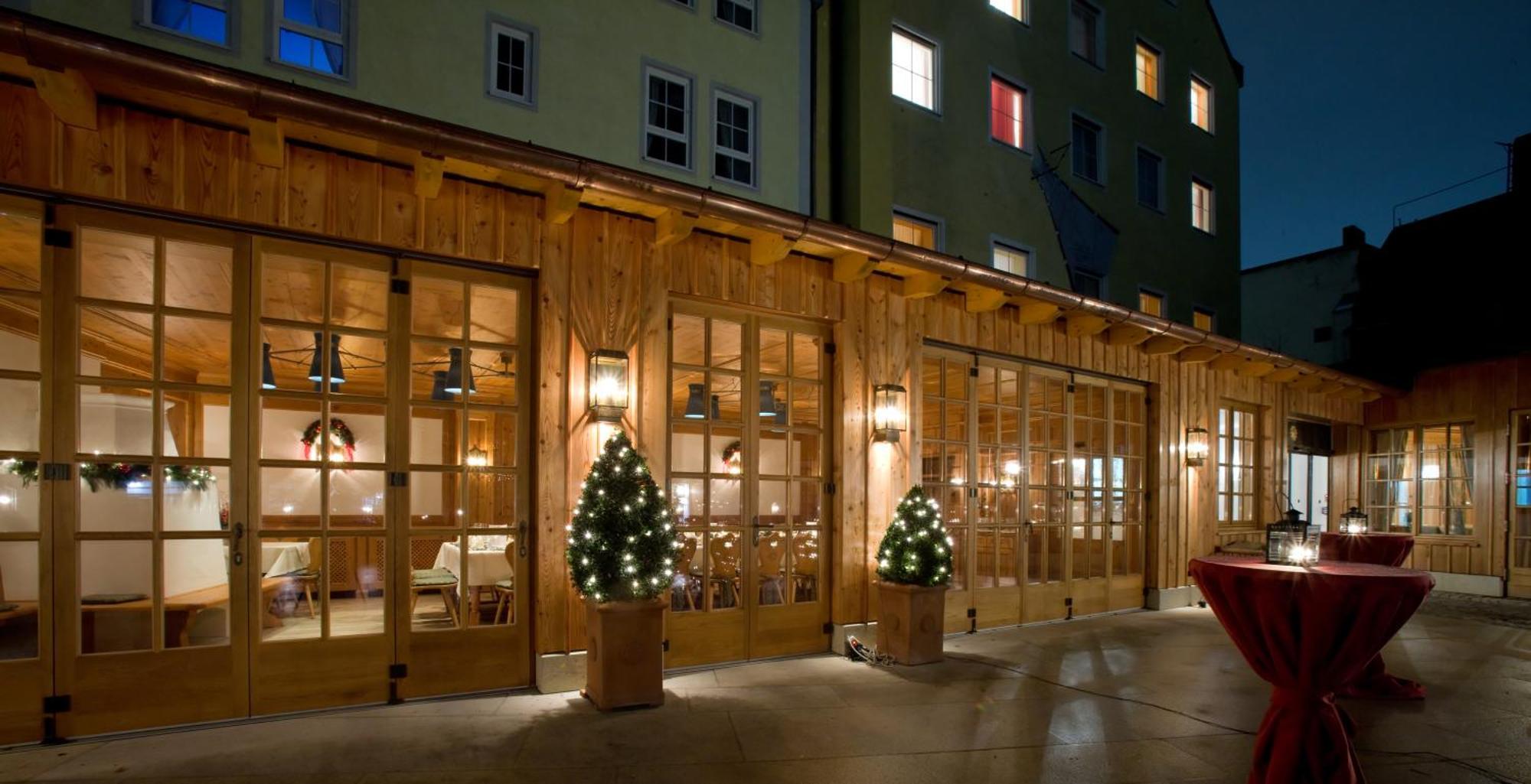 Hotel Goldene Sonne Landshut Kültér fotó
